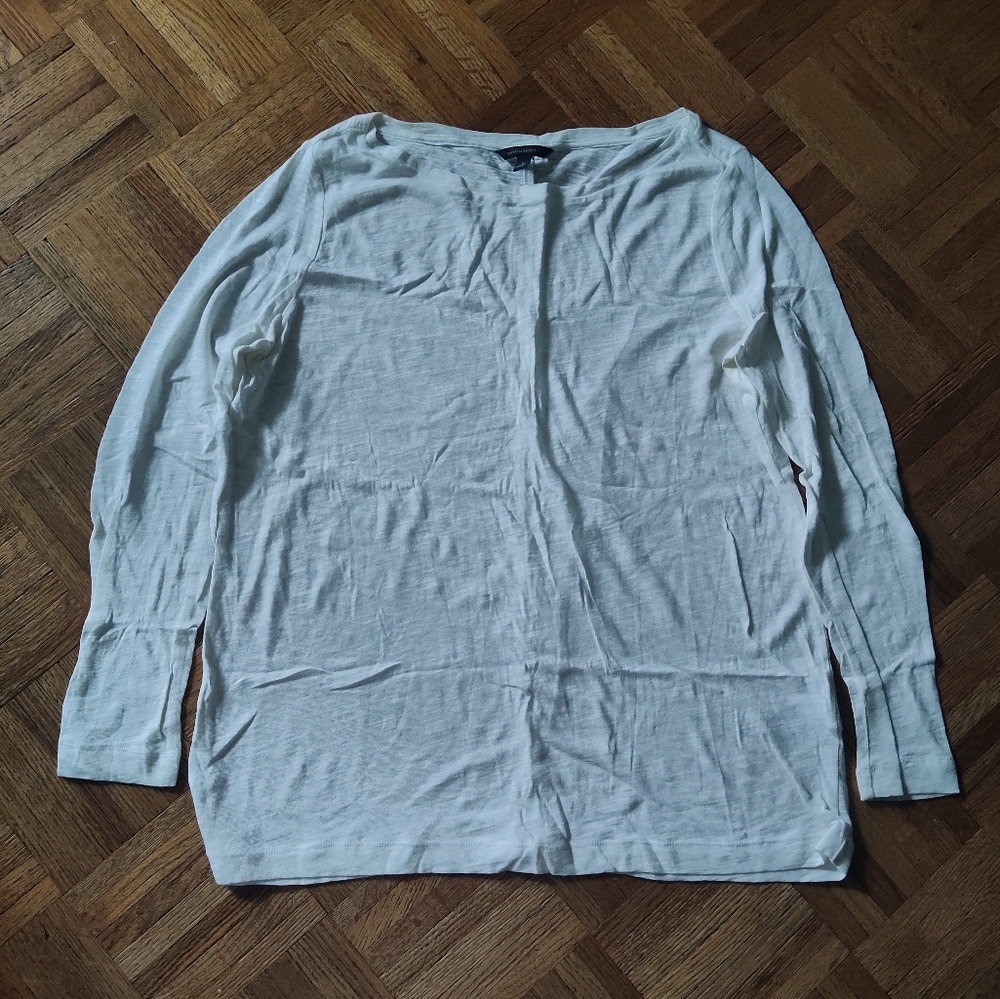 Banana Republic White Long Sleeve Crew Neck Top